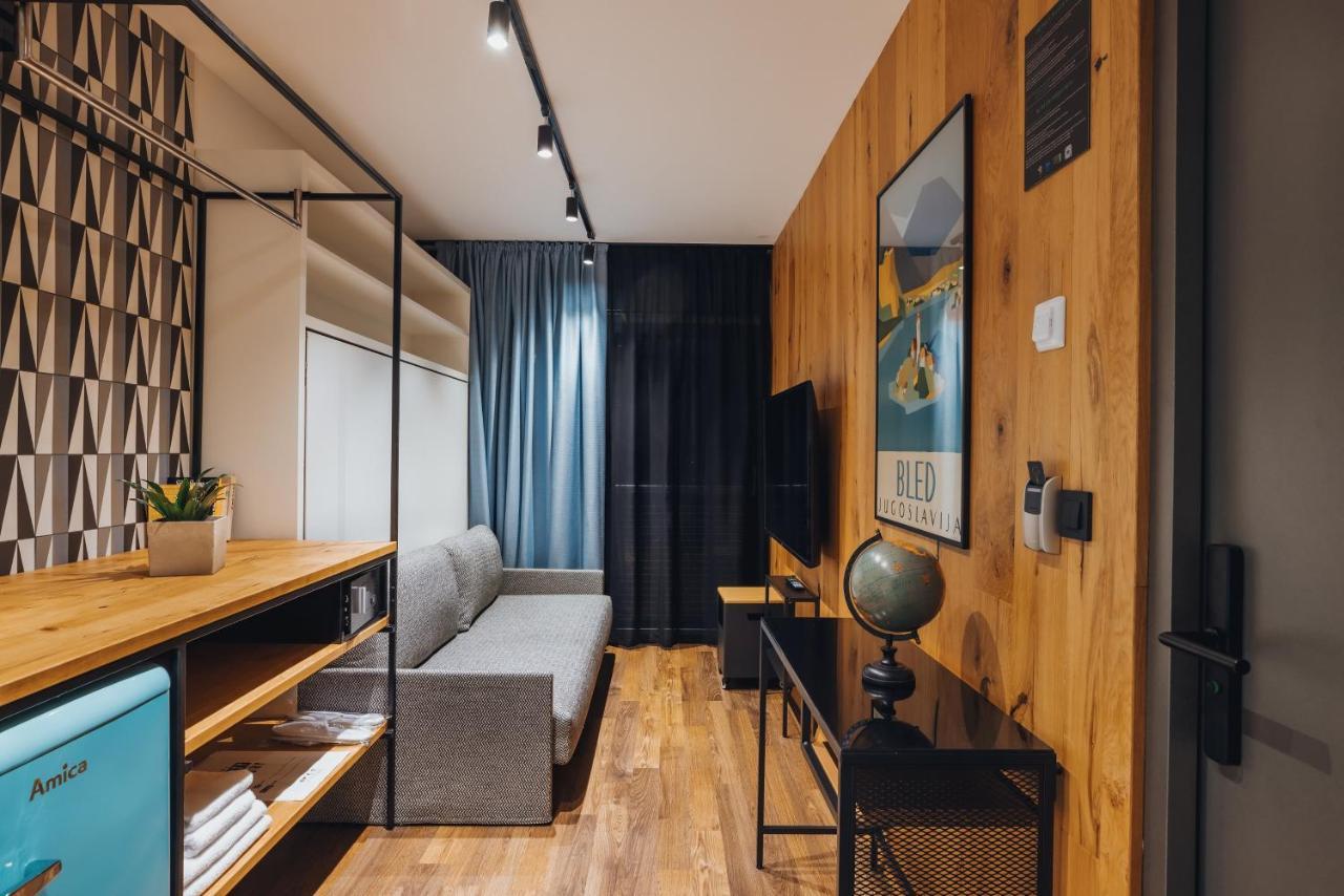 City Glamping By One66 Hotel Любляна Екстериор снимка